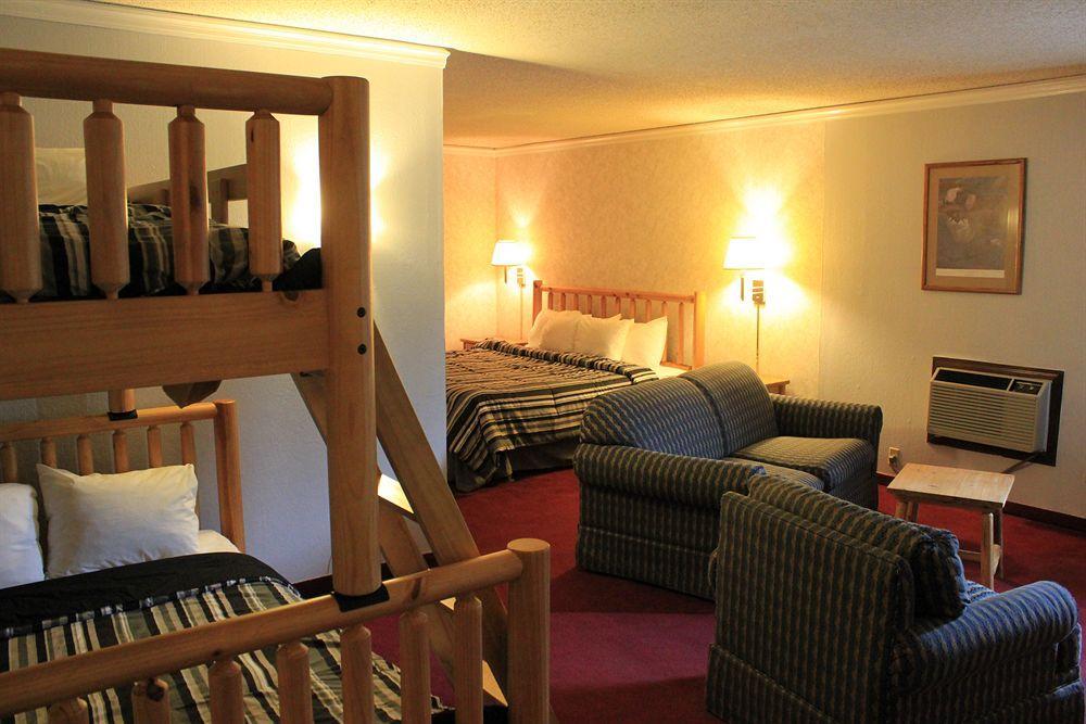 Eagle'S Nest Hotel & Conference Center Quincy Kültér fotó