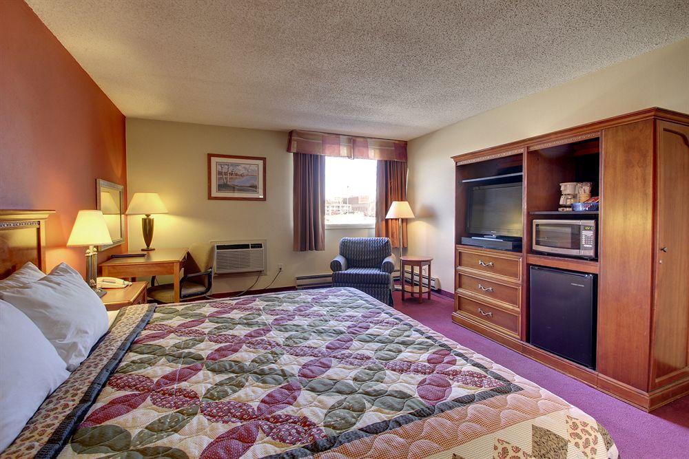 Eagle'S Nest Hotel & Conference Center Quincy Kültér fotó